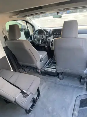 Toyota HiAce 2022 White