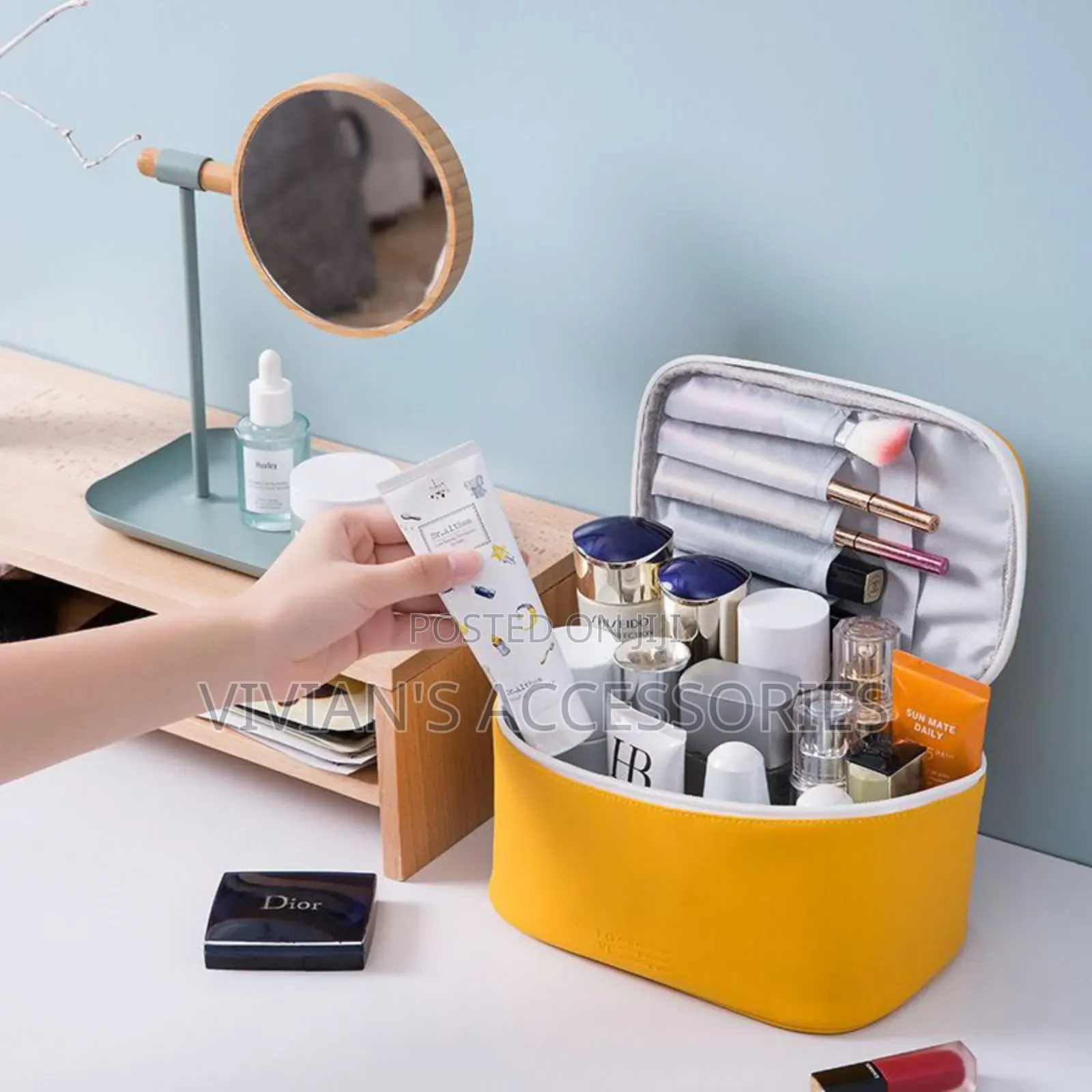 Cosmetics Organizer