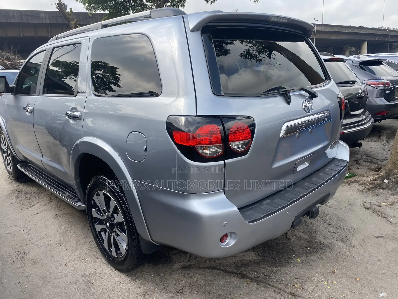 Toyota Sequoia 2019 Silver