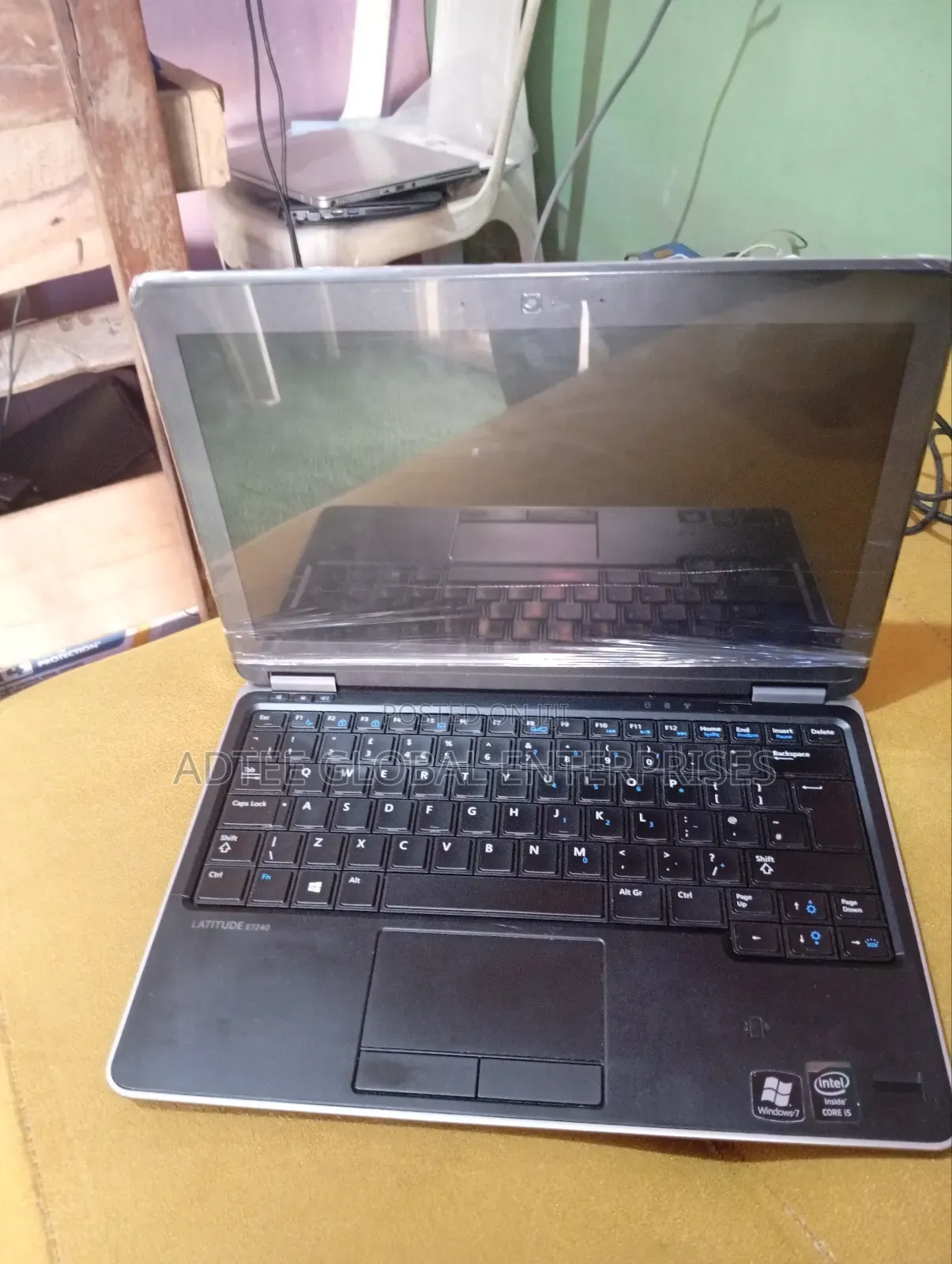Laptop Dell Latitude E7240 8GB Intel Core i5 SSD 256GB