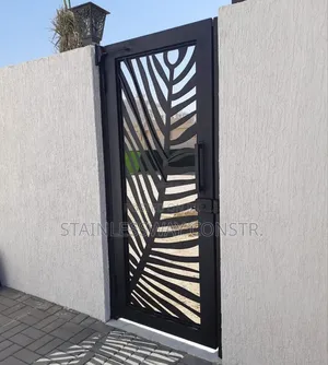 Minial Lasercut Door