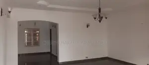3bdrm Block of Flats in Wuye Property for sale