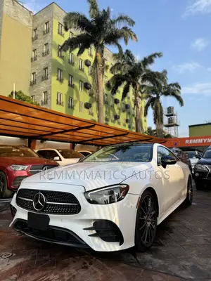 Mercedes-Benz E450 2023 White