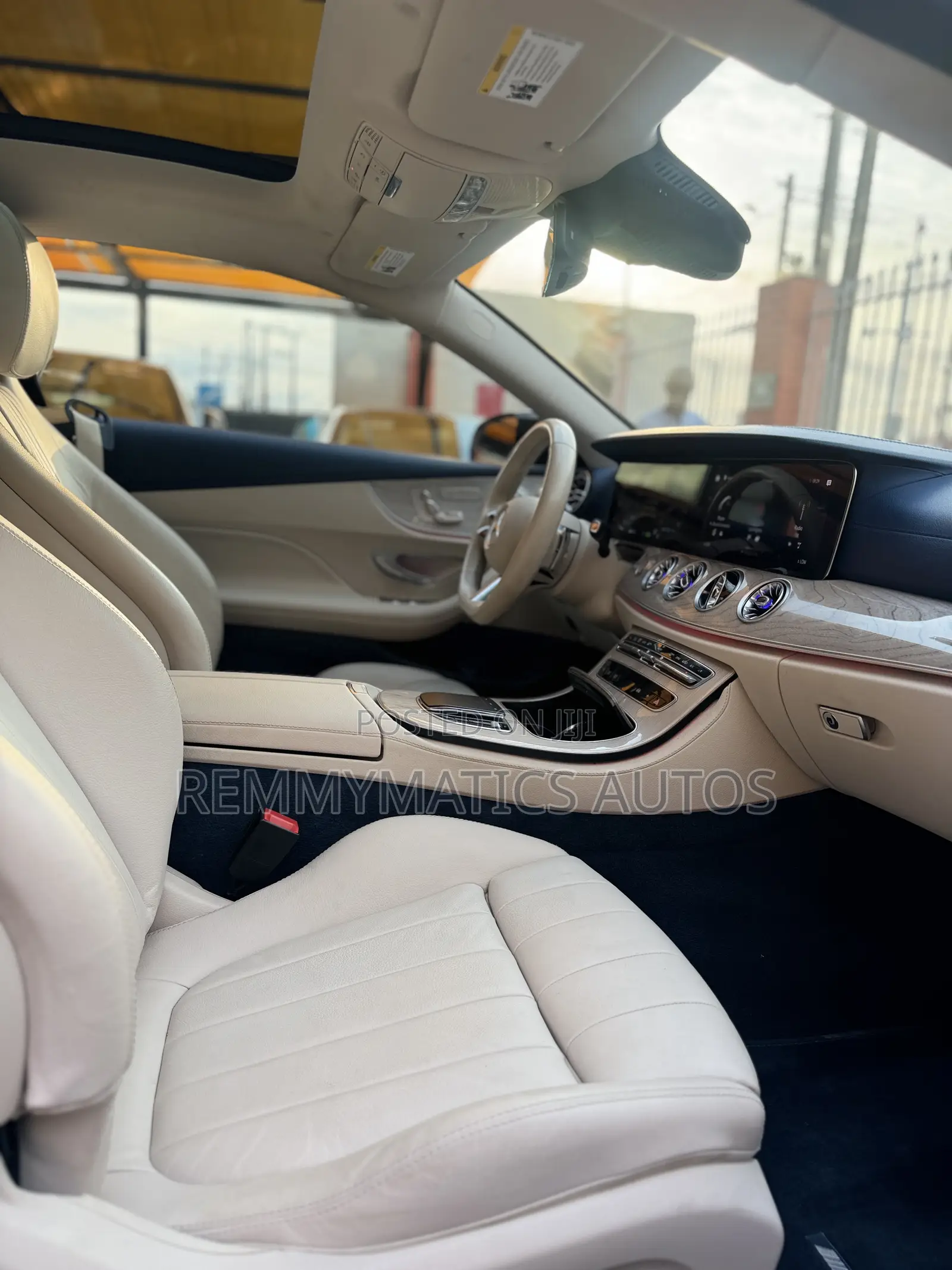 Mercedes-Benz E450 2023 White