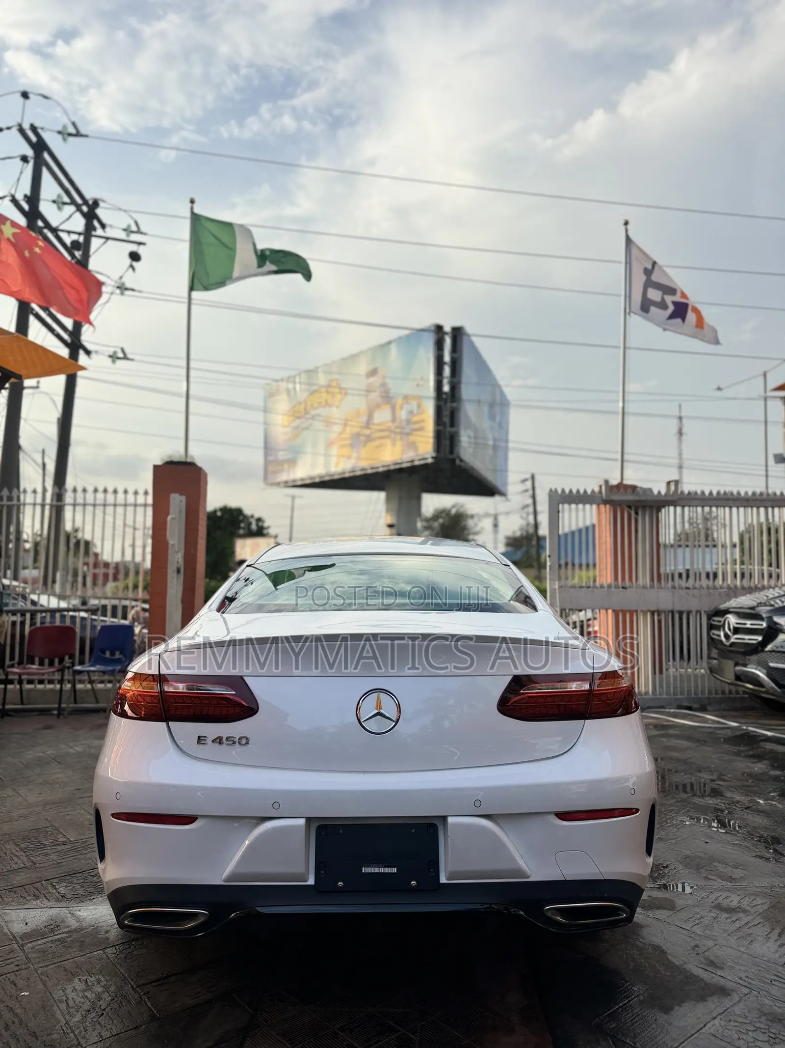 Mercedes-Benz E450 2023 White