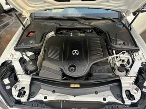Mercedes-Benz E450 2023 White