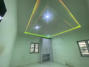 3bdrm Block of Flats in Benin City for rent