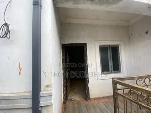 3bdrm Apartment in Benin City for rent