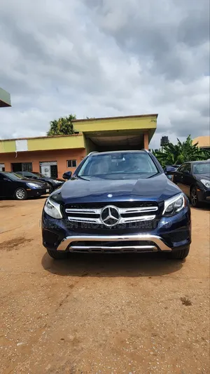 Mercedes-Benz GLC-Class 2016 Blue