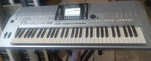 London Used Yamaha PSR S910