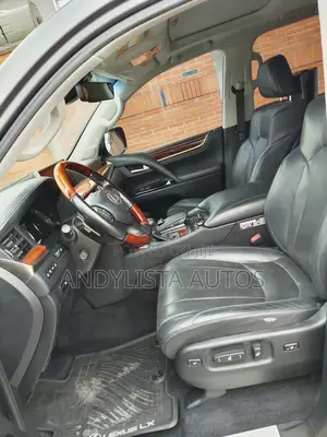 Lexus LX 570 AWD 2017 Gray