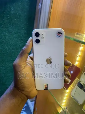 Apple iPhone 11 64 GB White