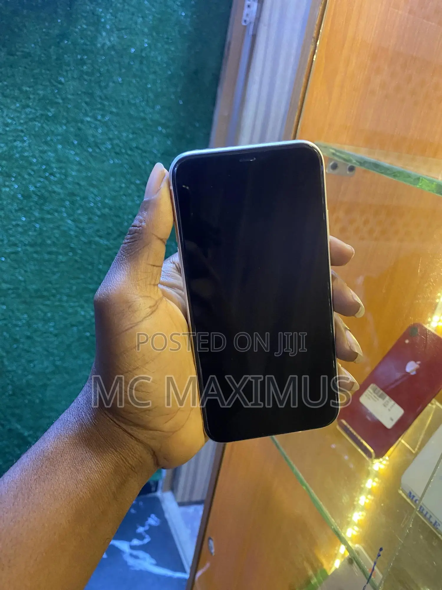 Apple iPhone 11 64 GB White