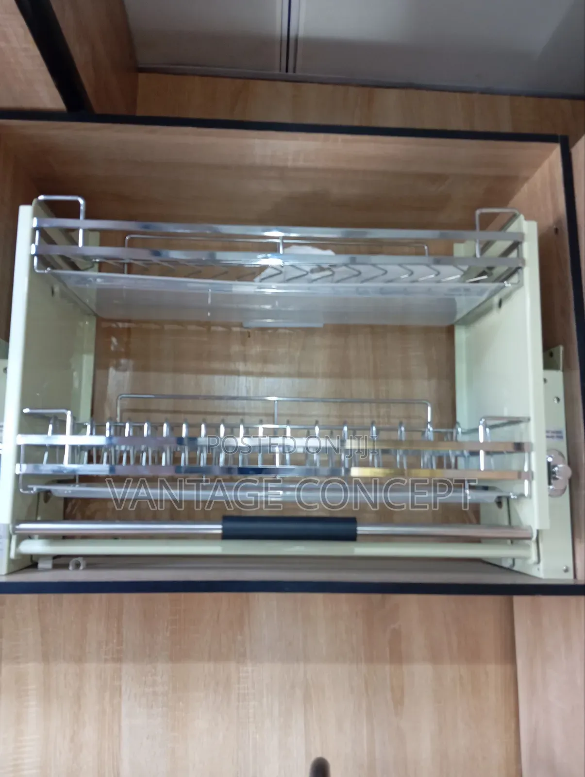 90cm Grey Colour Pull Down Plate Rack