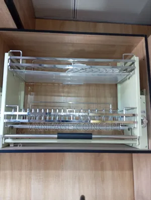 90cm Grey Colour Pull Down Plate Rack