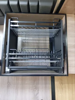60cm Pull Down Plate Rack
