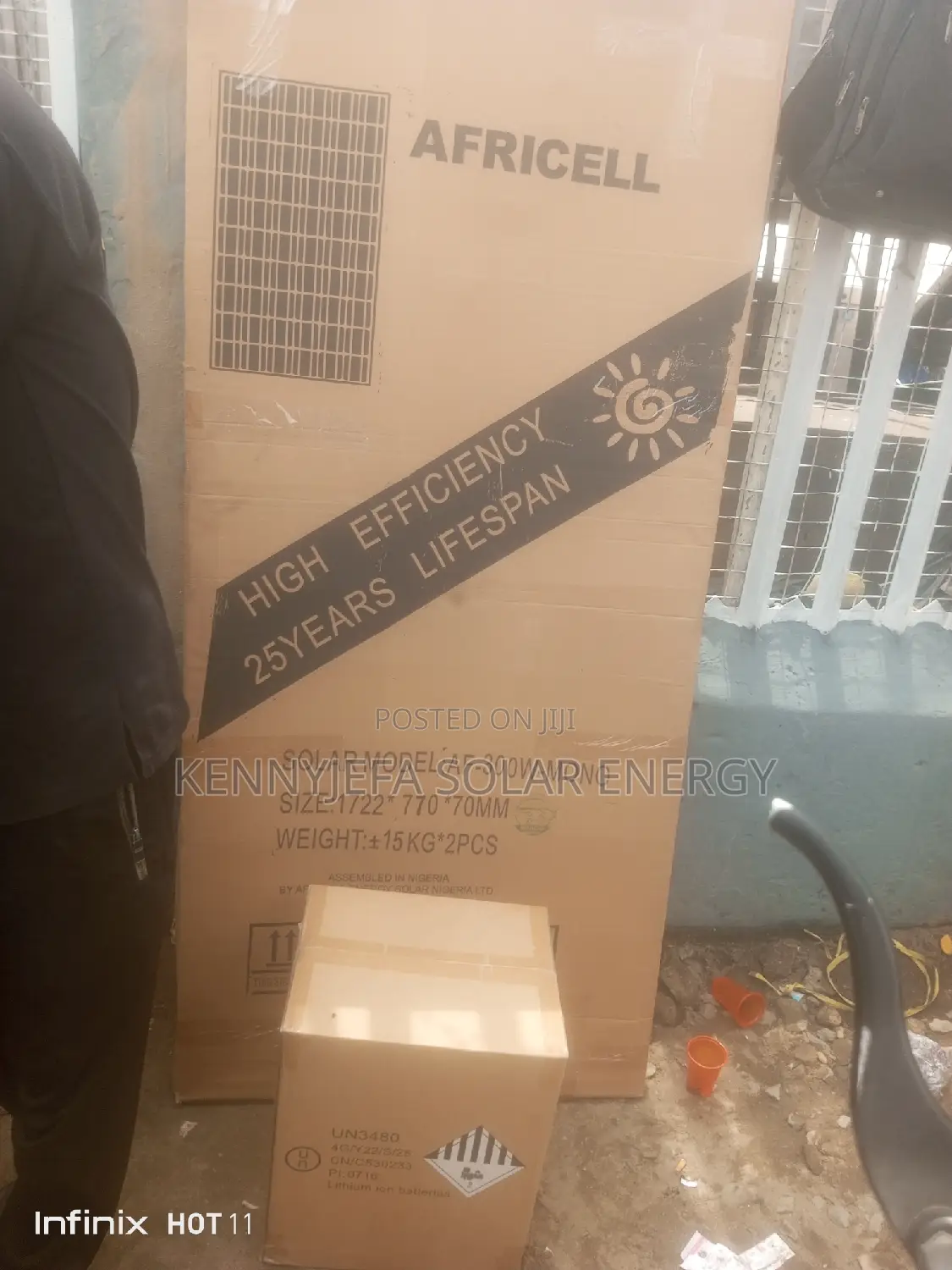 2000w Solar Generator Built With 2kwh Lithium Battery 2 Pics 300w.