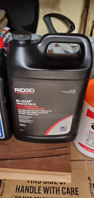 Ridgid Nu-Clear Thread Cutting Oil.