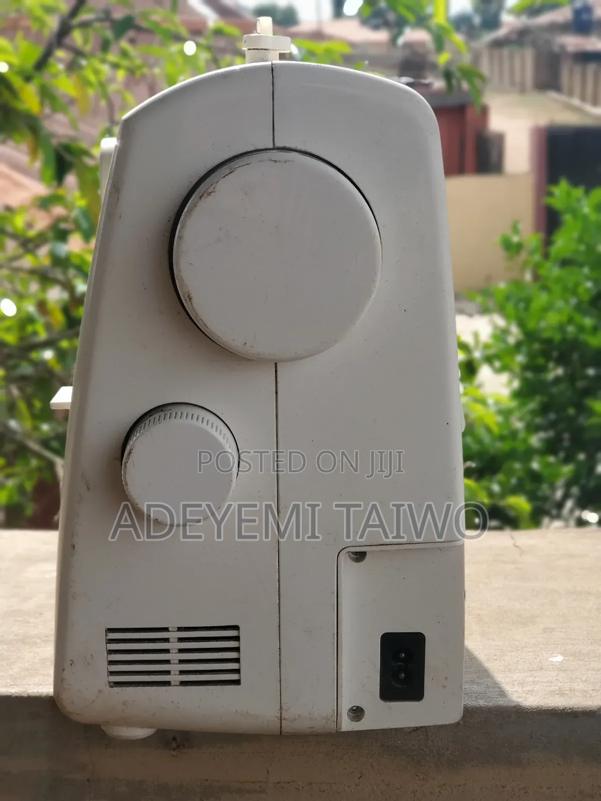 Table Top Sewing Machine