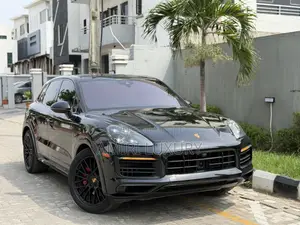 Porsche Cayenne 2021 Black