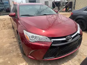 Toyota Camry XSE 4dr Sedan (2.5L 4cyl 6A) 2015 Red