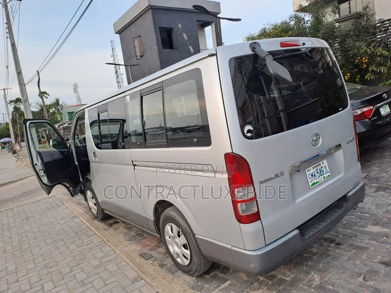 Ac Toyota Hiace Bus