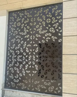 Outdoor Elegance: Lasercut Partitions