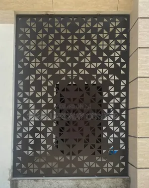 Outdoor Elegance: Lasercut Partitions
