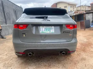 Jaguar F-Pace S 2017 Gray