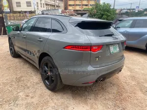 Jaguar F-Pace S 2017 Gray