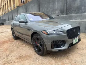 Jaguar F-Pace S 2017 Gray