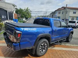 Toyota Tacoma TRD Sport 2018 Blue