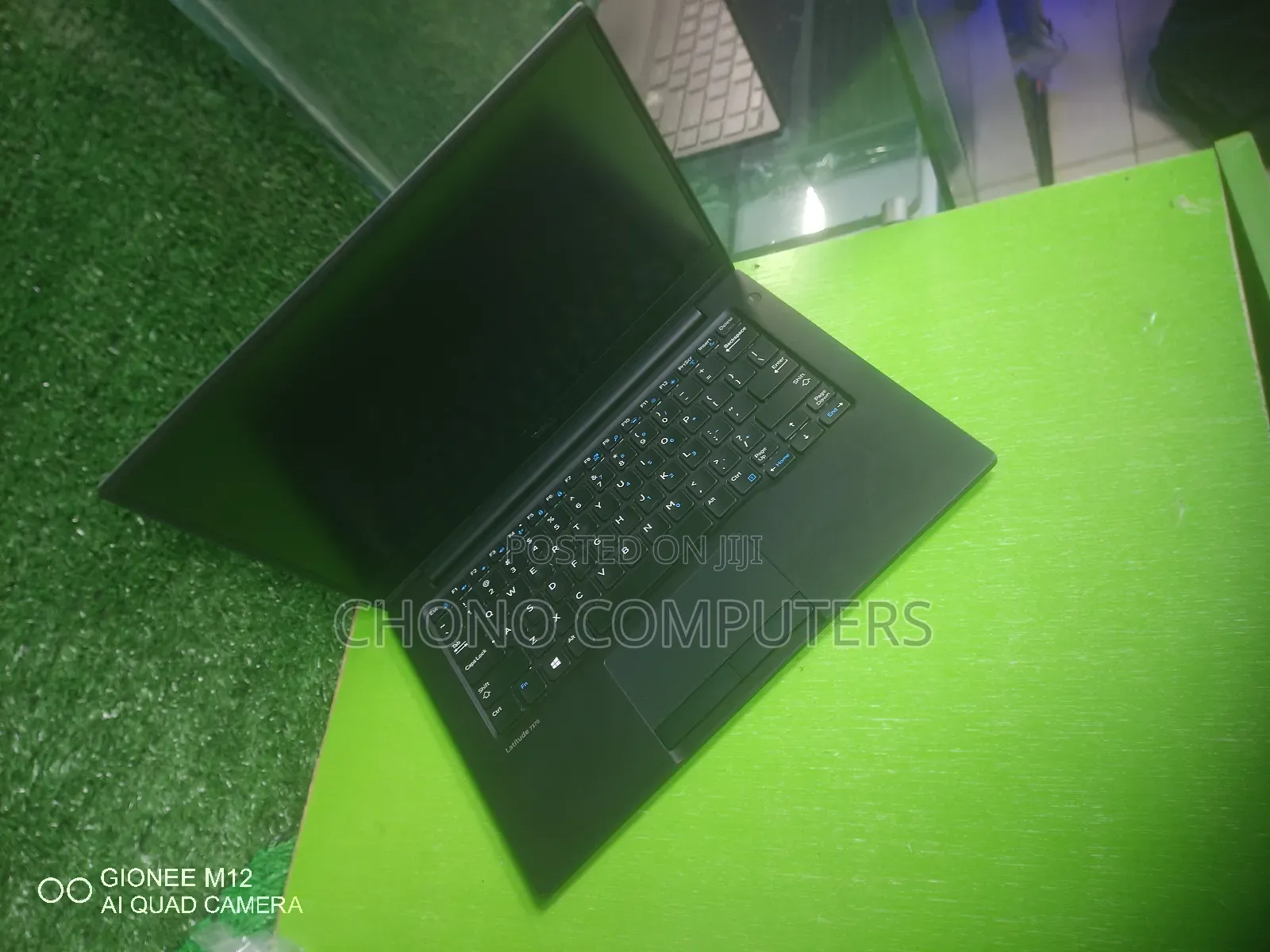 Laptop Dell Latitude 13 7370 8GB Intel Core M SSD 256GB