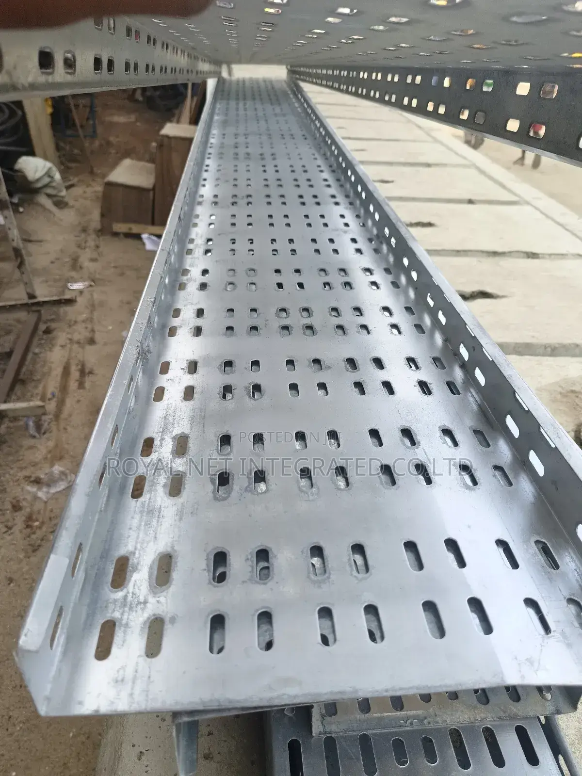 Cable Tray Galvanise 300mm