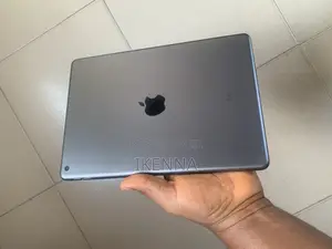 Apple iPad 10.2 (2021) 32 GB Gray