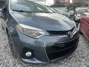 Toyota Corolla 2015 Gray