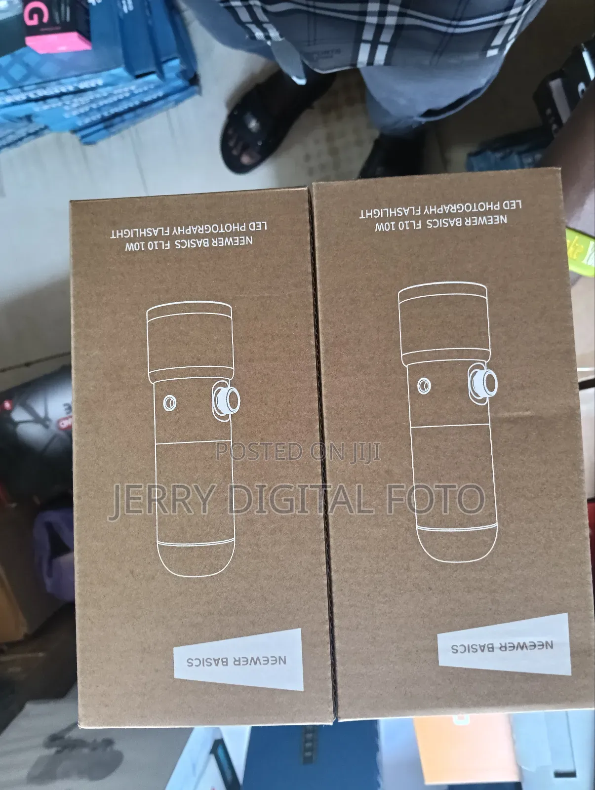 Neewer Basic Fl10 10w Light