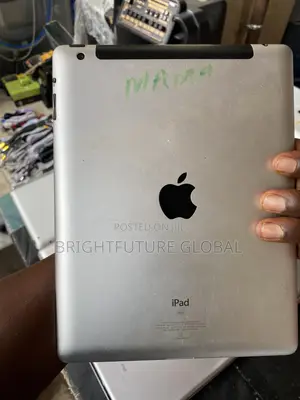 Apple iPad 2 Wi-Fi 16 GB White