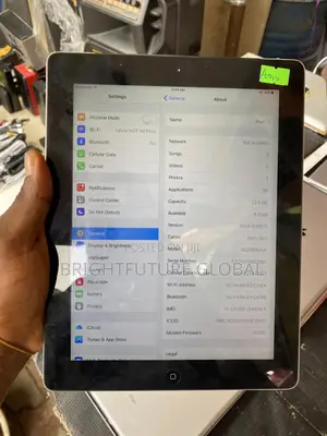 Apple iPad 2 Wi-Fi 16 GB White