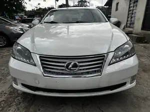 Lexus ES 350 2011 White