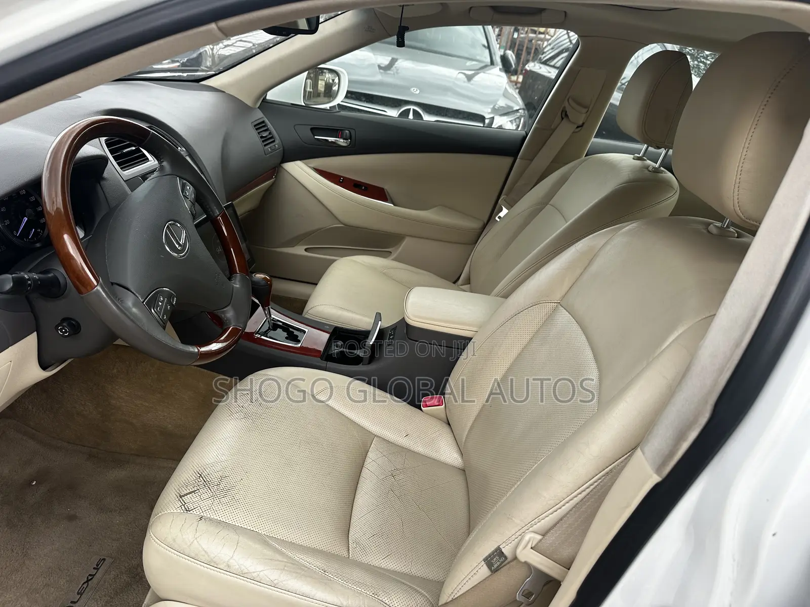 Lexus ES 350 2011 White