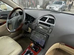 Lexus ES 350 2011 White