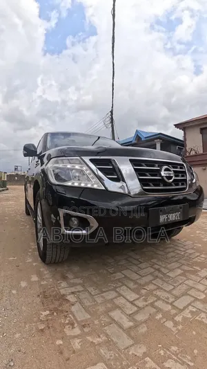 Nissan Patrol 2017 Black