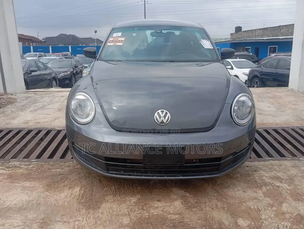 Volkswagen Beetle 2.5 Automatic 2012 Gray