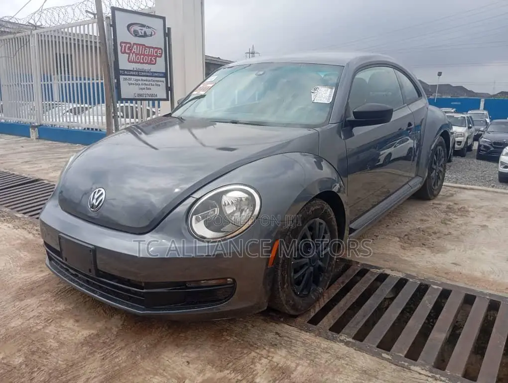 Volkswagen Beetle 2.5 Automatic 2012 Gray