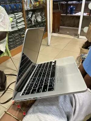 Laptop Apple MacBook Pro 2015 8GB Intel Core i5 SSD 256GB
