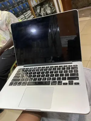 Laptop Apple MacBook Pro 2015 8GB Intel Core i5 SSD 256GB