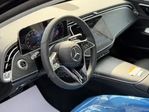 New Mercedes-Benz E350 2025 Black
