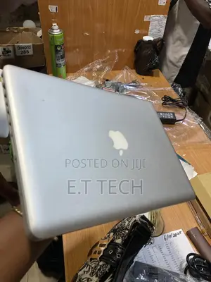 Laptop Apple MacBook Pro 2010 8GB Intel Core 2 Duo SSD 128GB