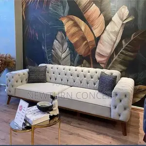 Luxury 3 Seater’S Couch
